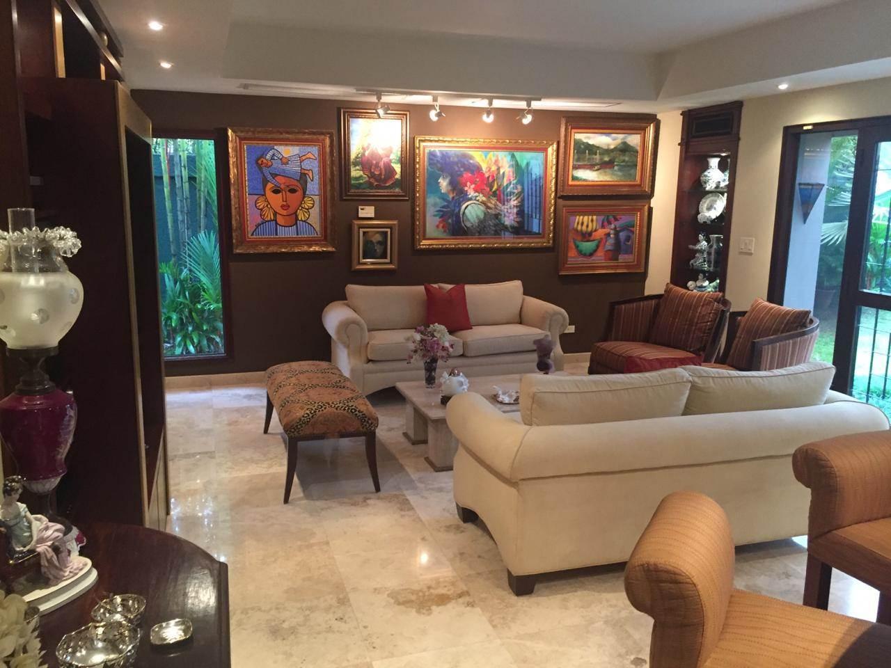 Beautiful Single family home